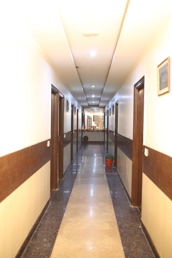 Hotel Pappan Plaza Palwal Extérieur photo